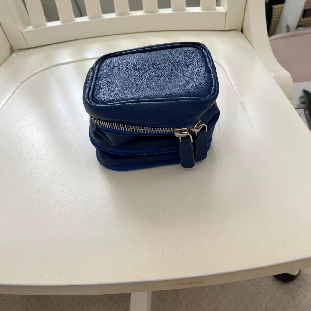 LeatherTravel Jewelry Case 4"w x 4 1/2"d x 4 1/2"h Royal Blue